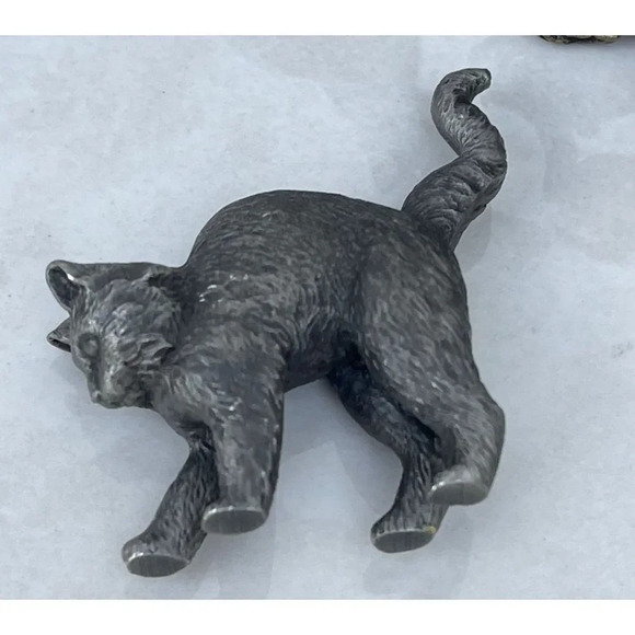 Lot of 7 Collection of Cat Figurines Statue Animals Hand Carved Decor - Picture 4 of 16